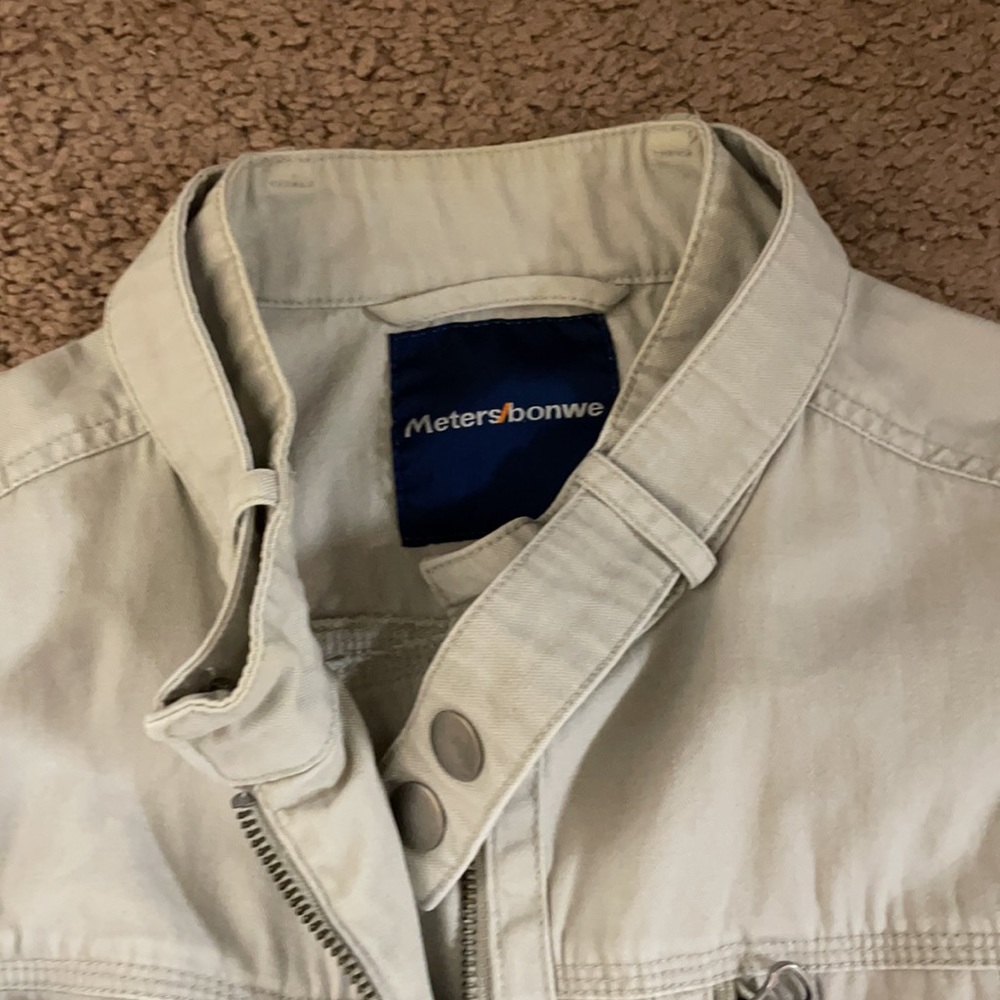 Jacket - Picture 2 of 4